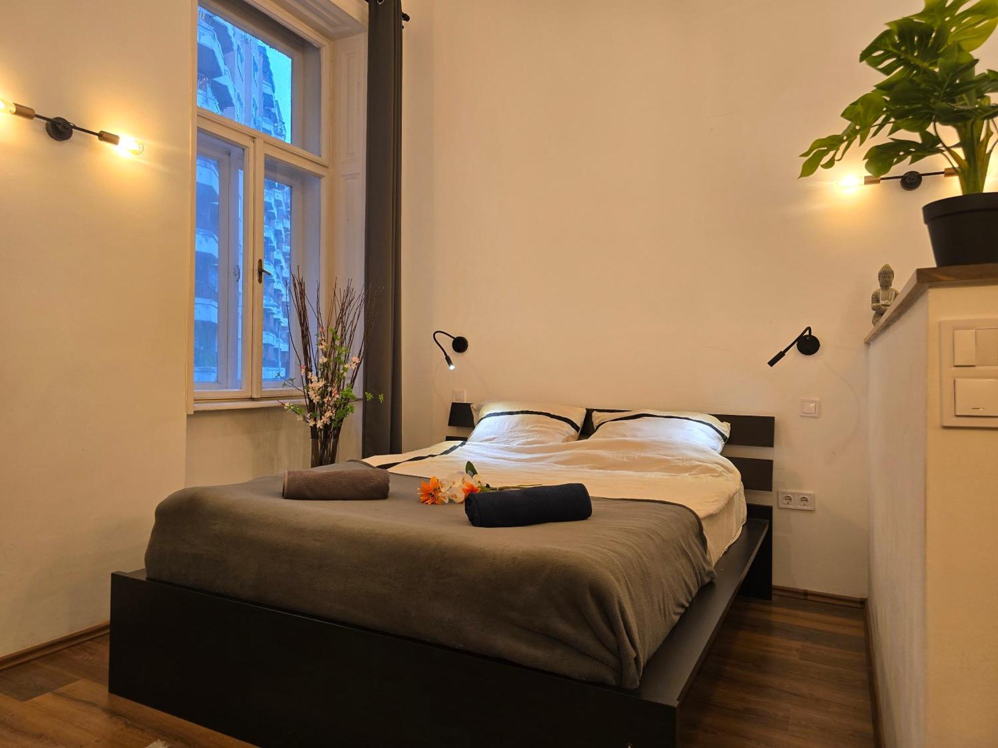 Apartment Da Vinci Loft Ap By Corvin Promenade Tram Line 4-6 *